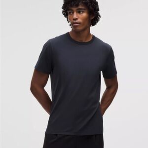 Lululemon men’s fundamental tshirt XXL nautical navy